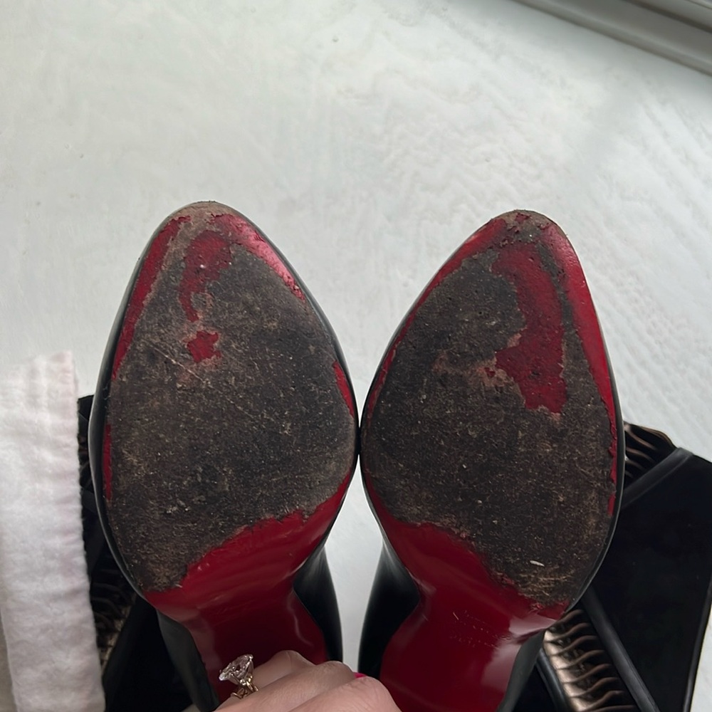 Louboutin heeled boots size 38.5 - Picture 8 of 8
